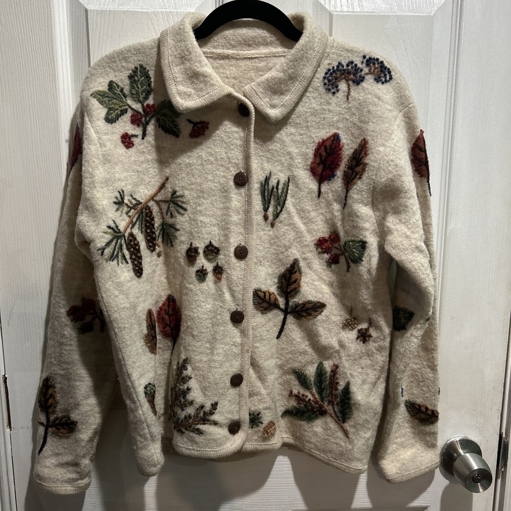 Vintage 100% Wool Embroidered Botanical Jacket Cardigan Shacket Grandmacore Boho